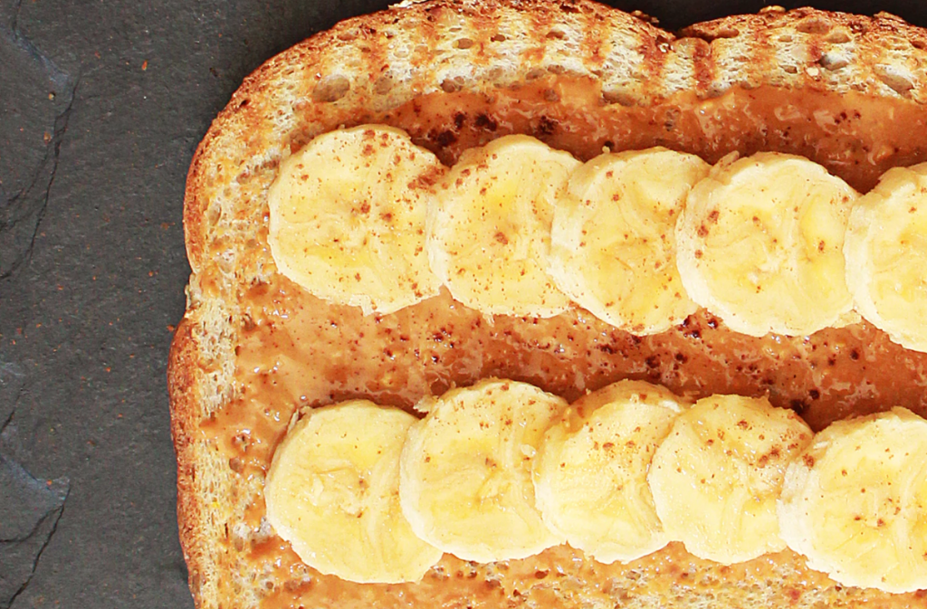 toasted bread with banana